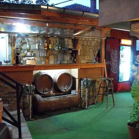 Family Hotel Ogi Asenovgrad Luaran gambar