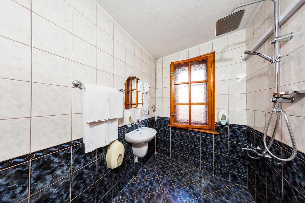 Family Hotel Ogi Asenovgrad Luaran gambar