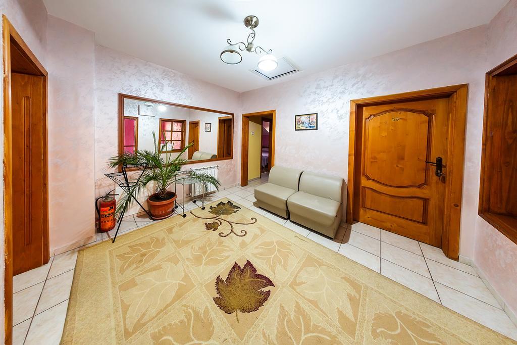 Family Hotel Ogi Asenovgrad Luaran gambar