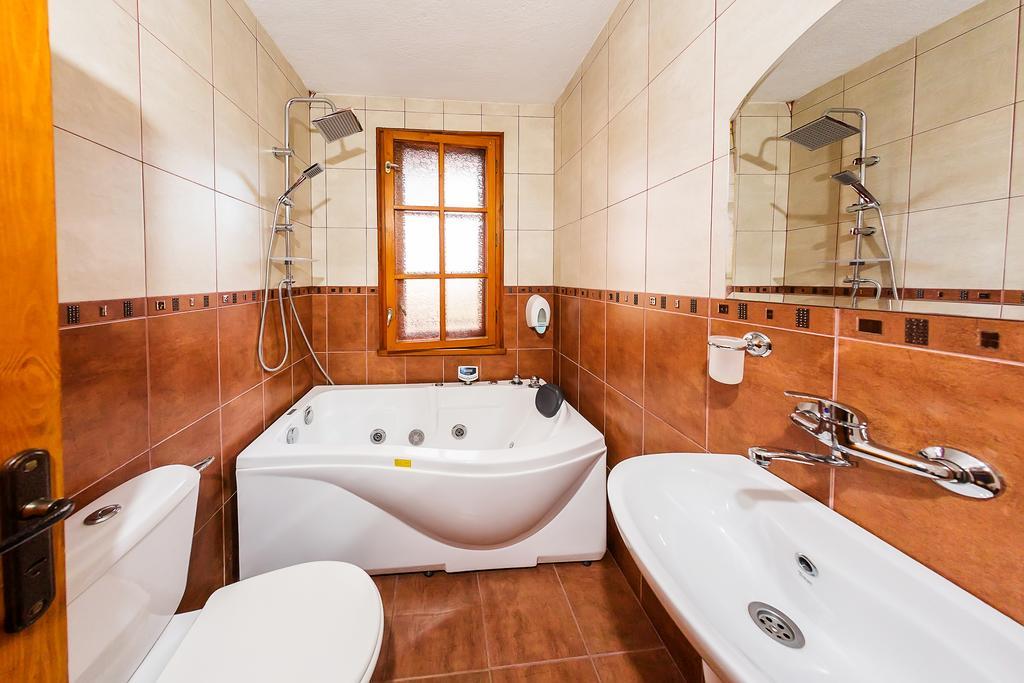 Family Hotel Ogi Asenovgrad Luaran gambar