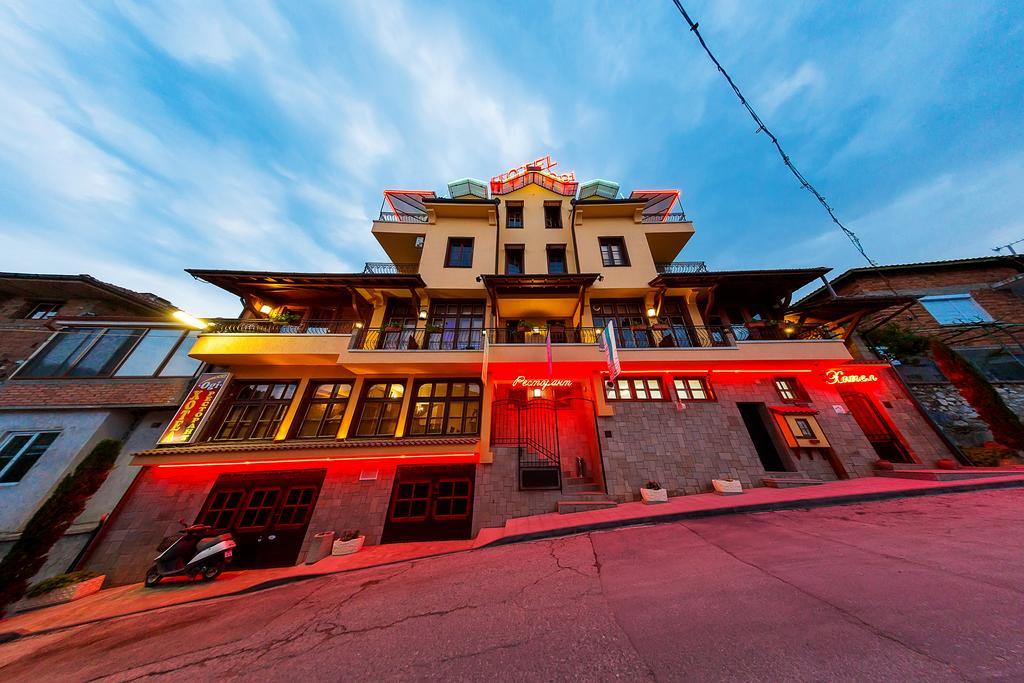Family Hotel Ogi Asenovgrad Luaran gambar